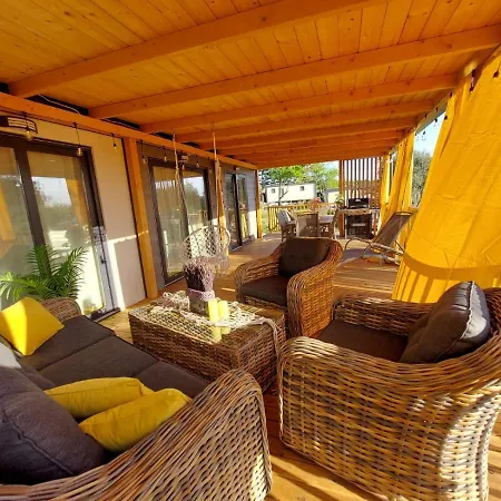 مكان تخييم Mirama Mobilehome *